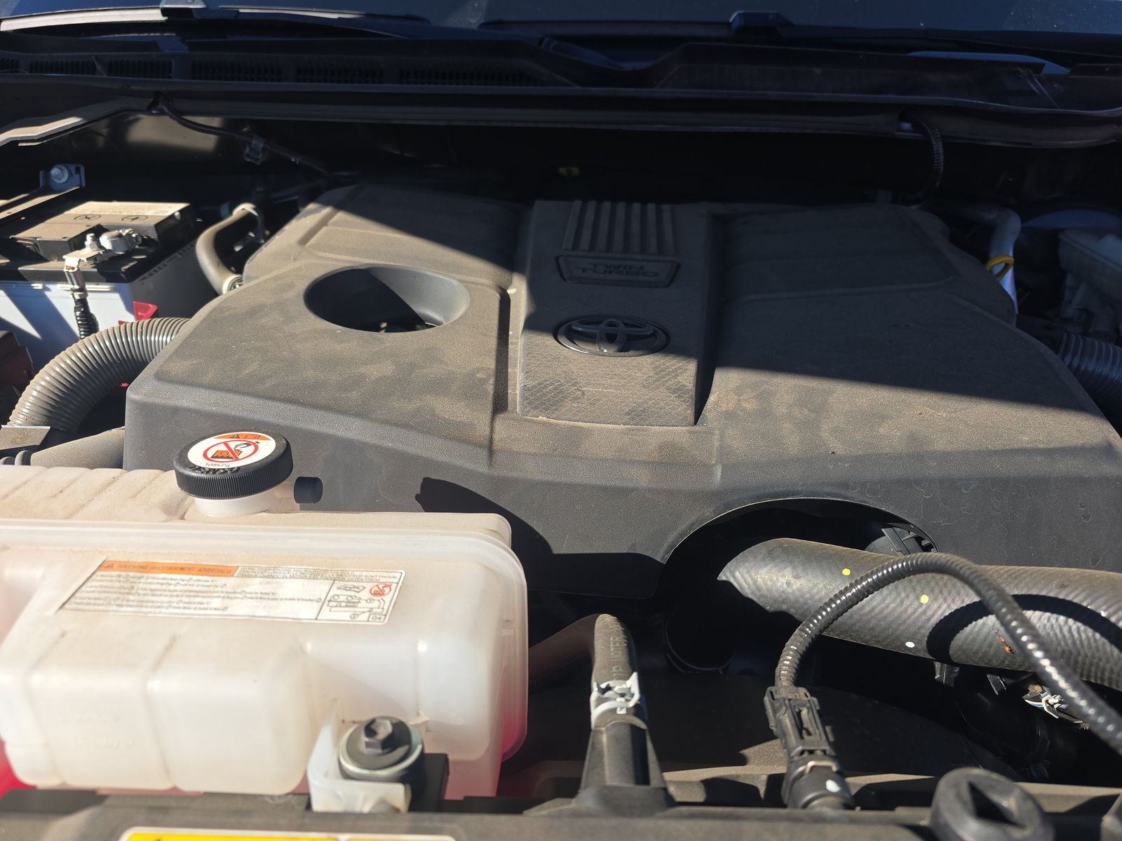 2024 Toyota Tundra SR5 AWD