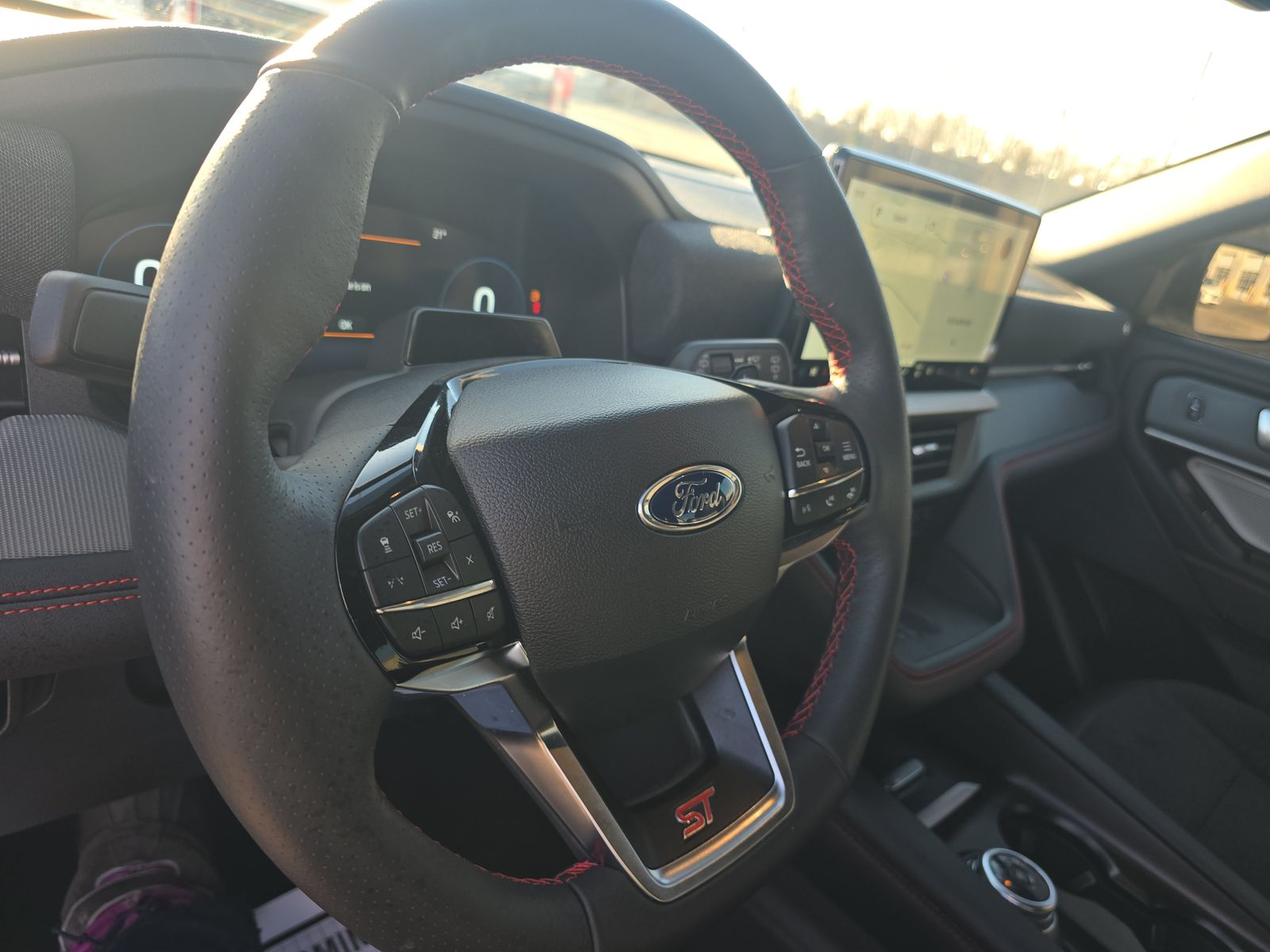 2025 Ford Explorer ST AWD