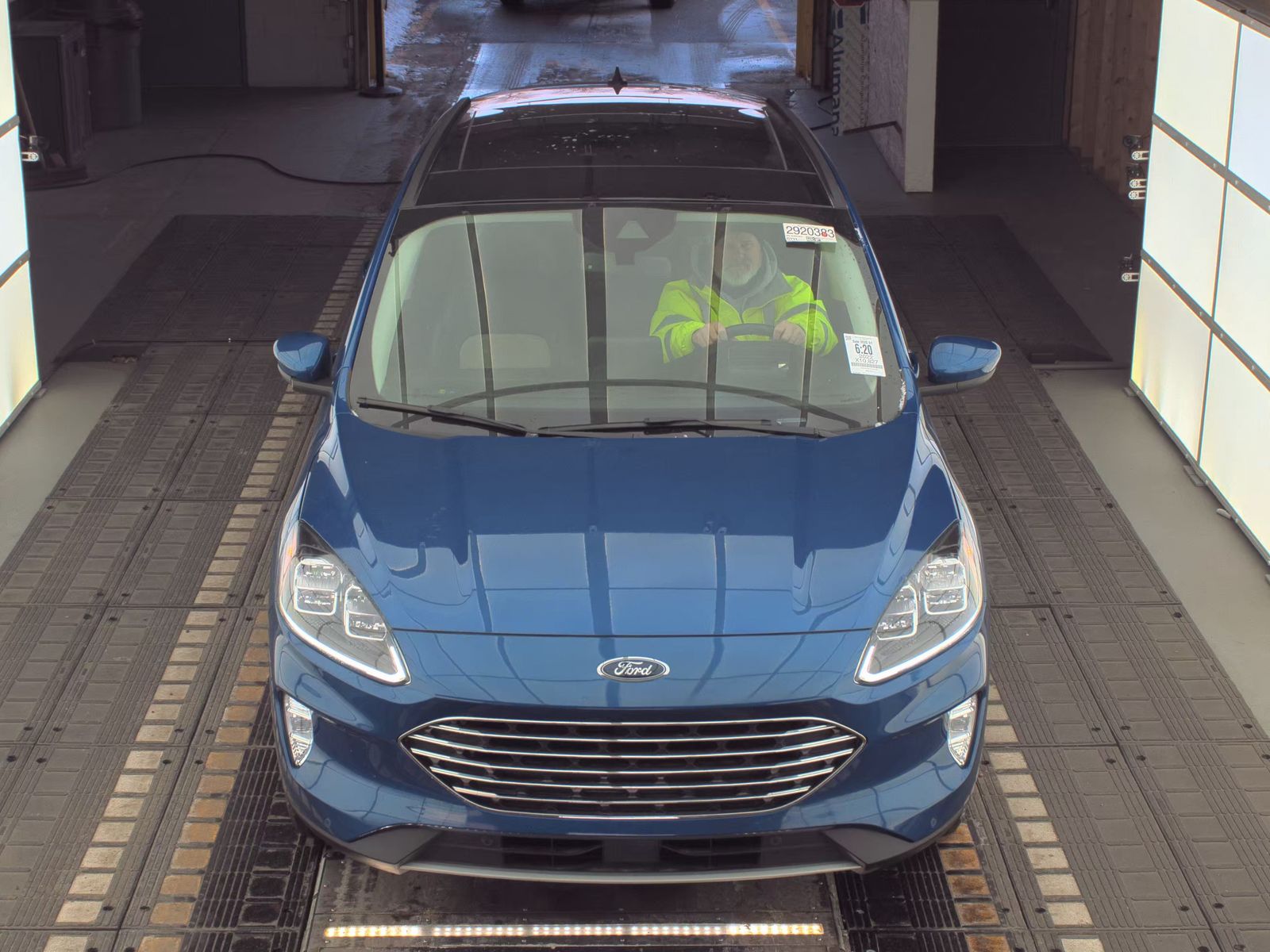 2022 Ford Escape Plug-In Hybrid Titanium FWD