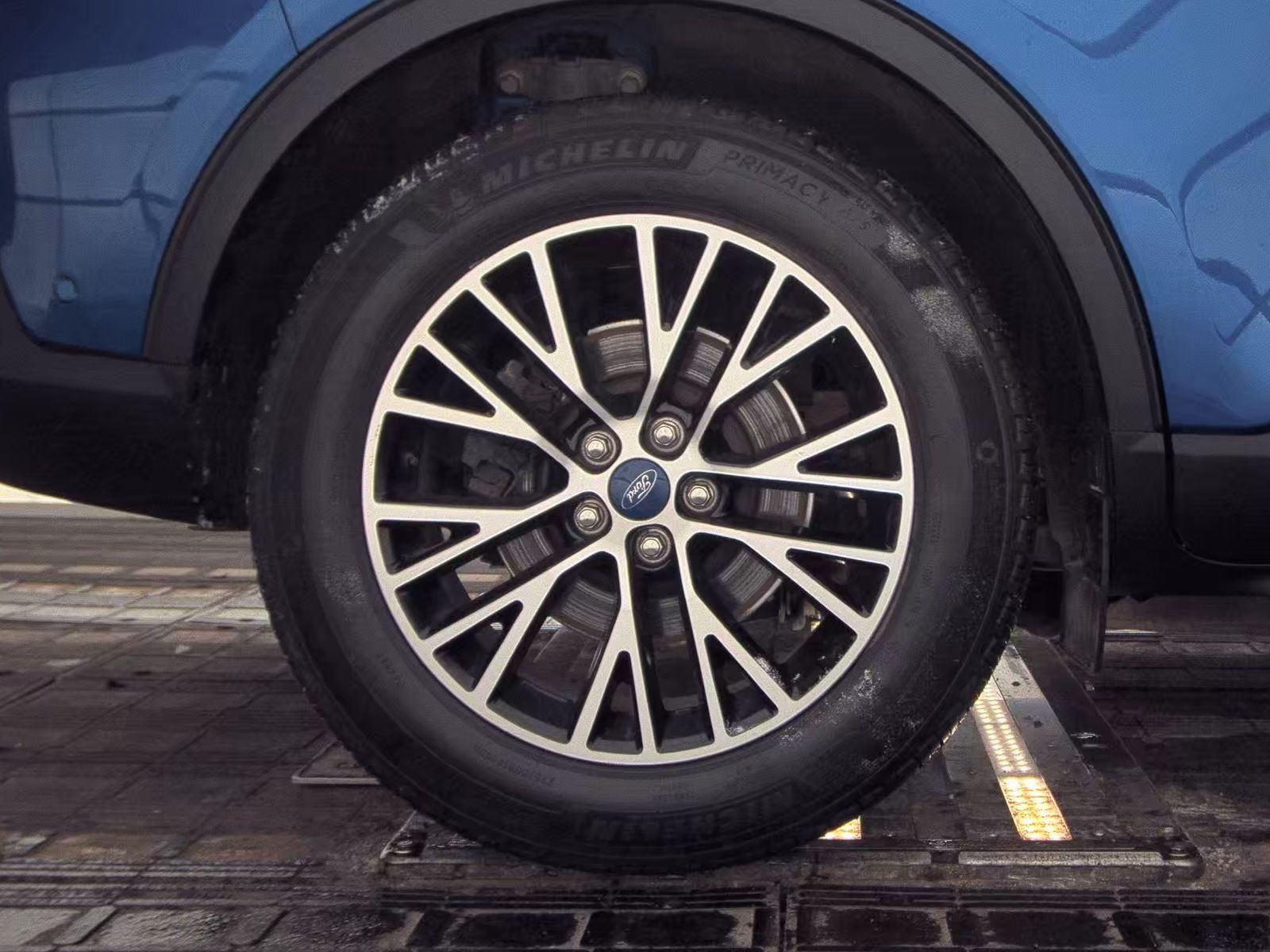 2022 Ford Escape Plug-In Hybrid Titanium FWD