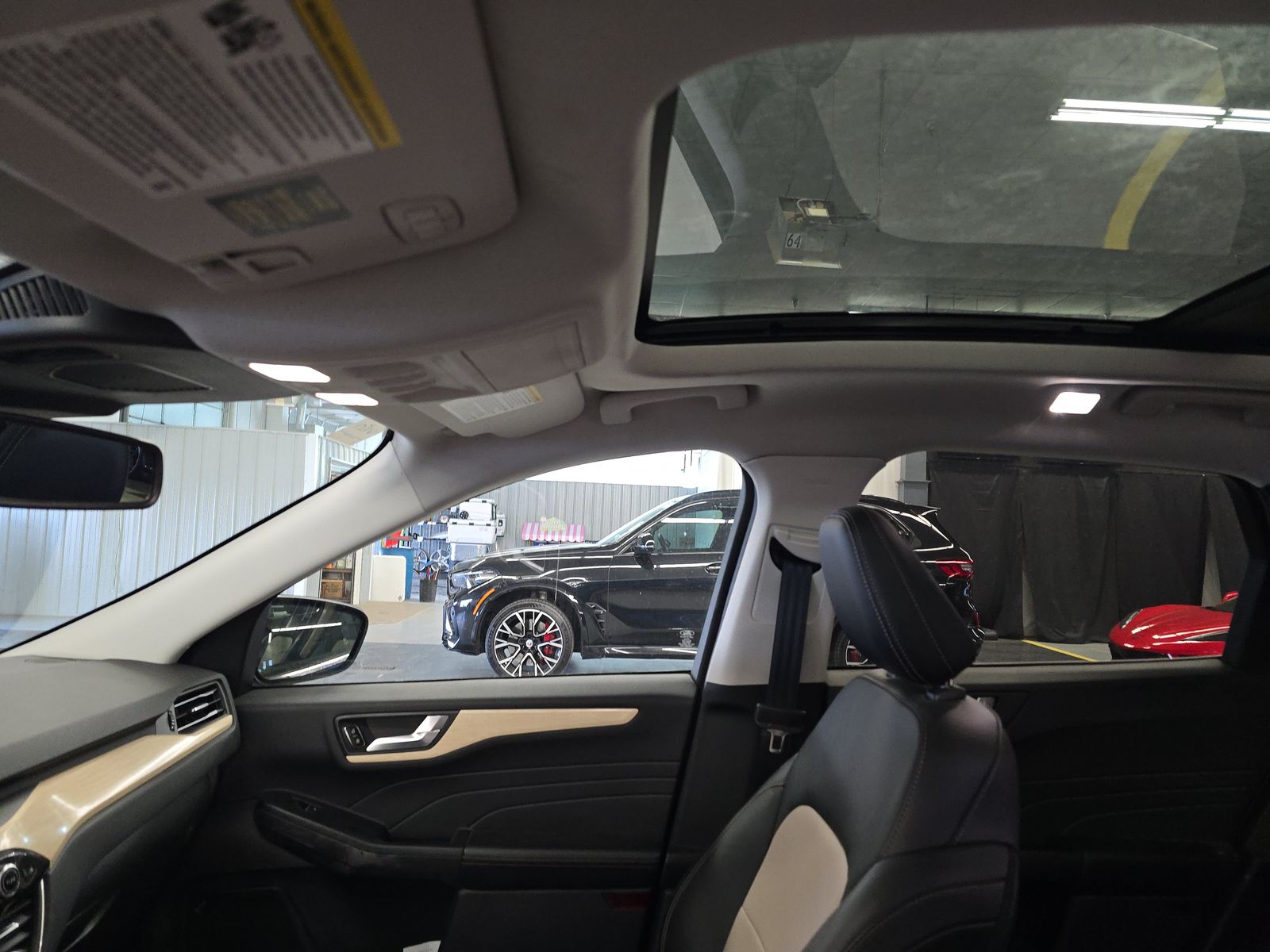 2022 Ford Escape Plug-In Hybrid Titanium FWD