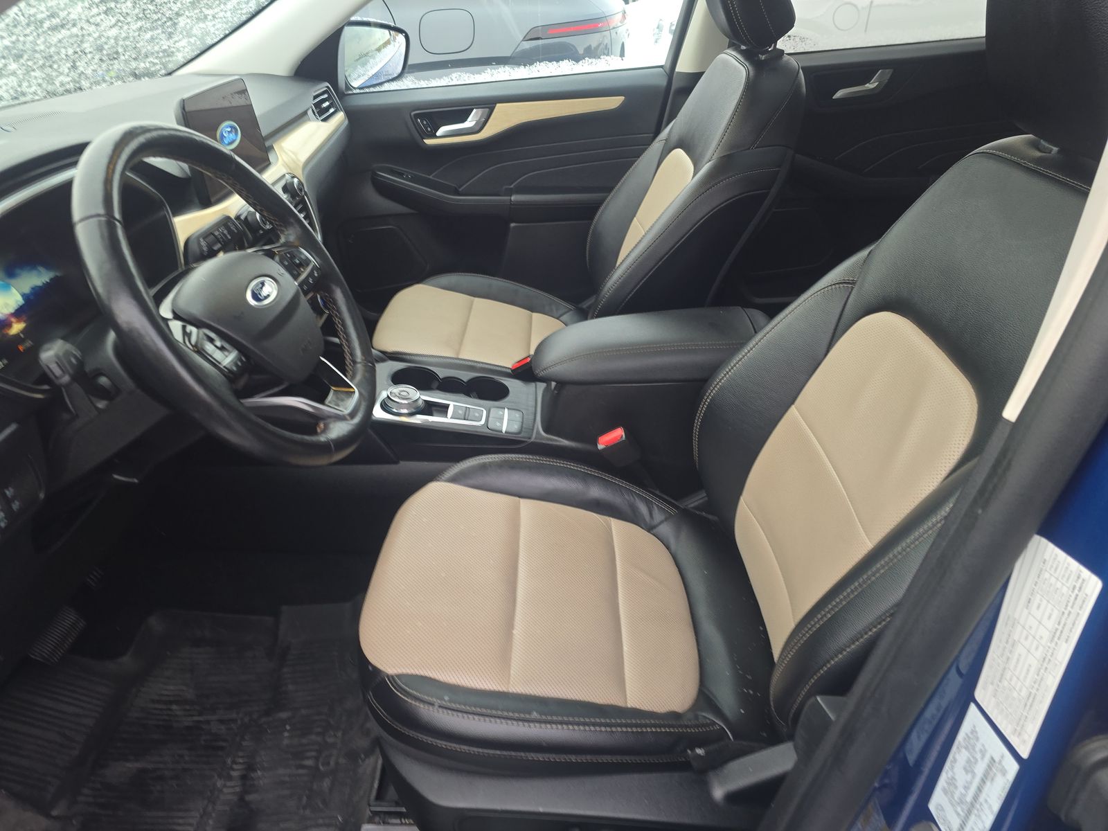 2022 Ford Escape Plug-In Hybrid Titanium FWD