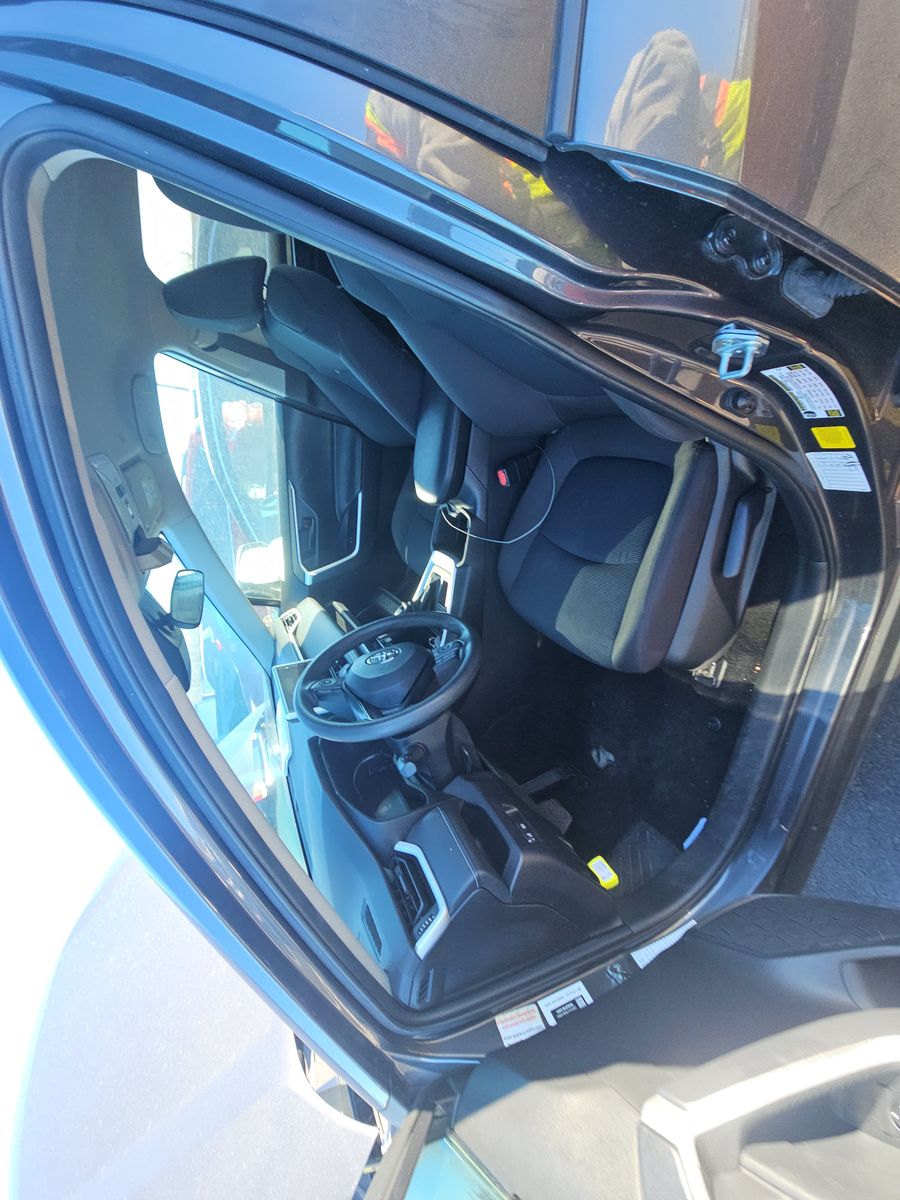 2024 Toyota RAV4 LE FWD