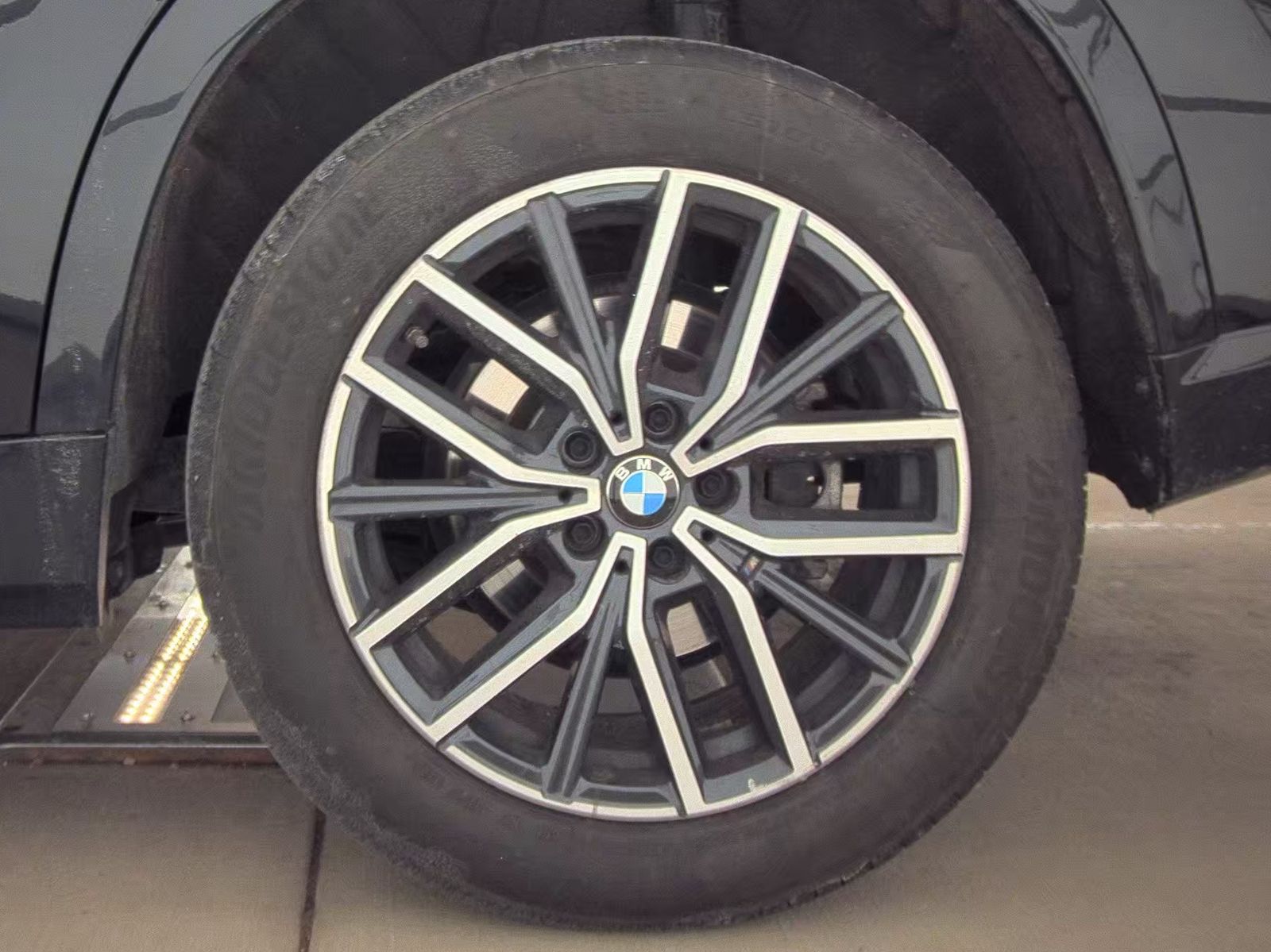 2025 BMW X1 xDrive28i AWD