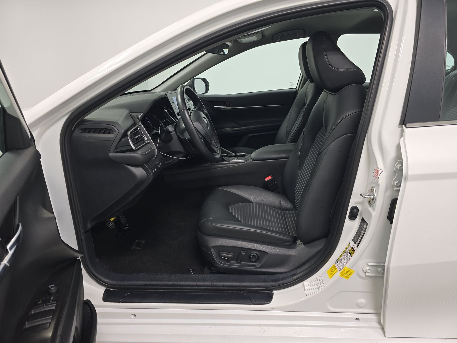 2024 Toyota Camry SE FWD