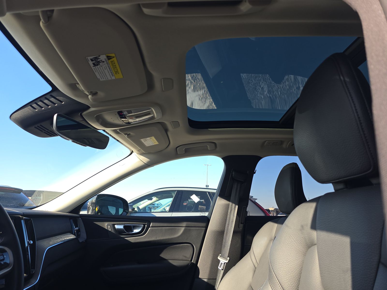 2025 Volvo XC60 B5 Plus AWD