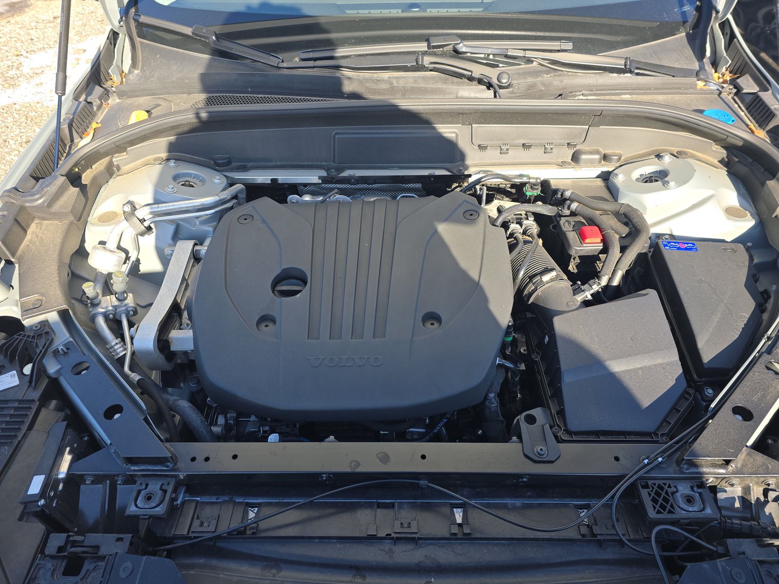 2025 Volvo XC60 B5 Plus AWD