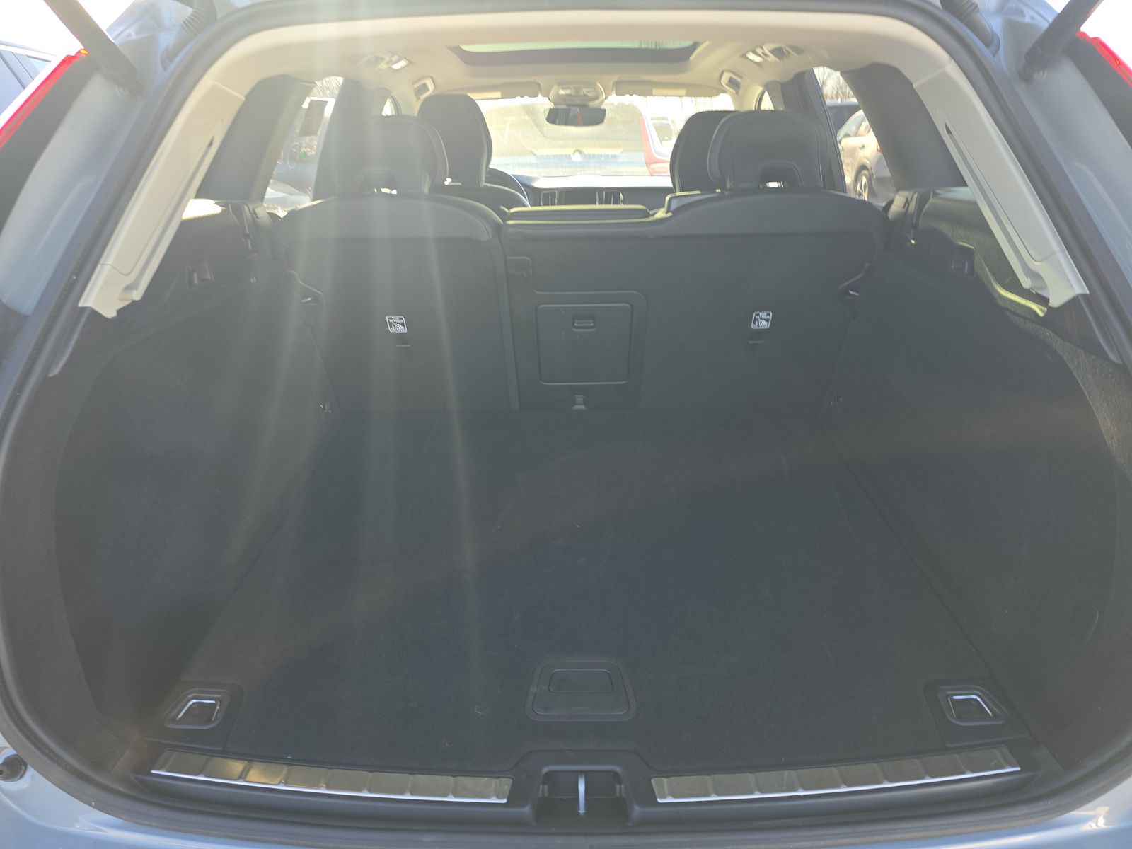 2025 Volvo XC60 B5 Plus AWD