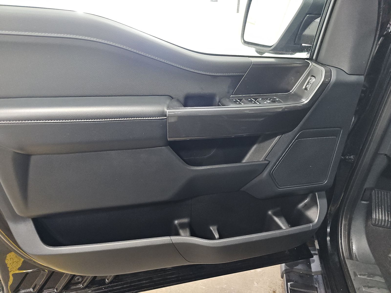 2023 Ford F-150 Hybrid XLT AWD