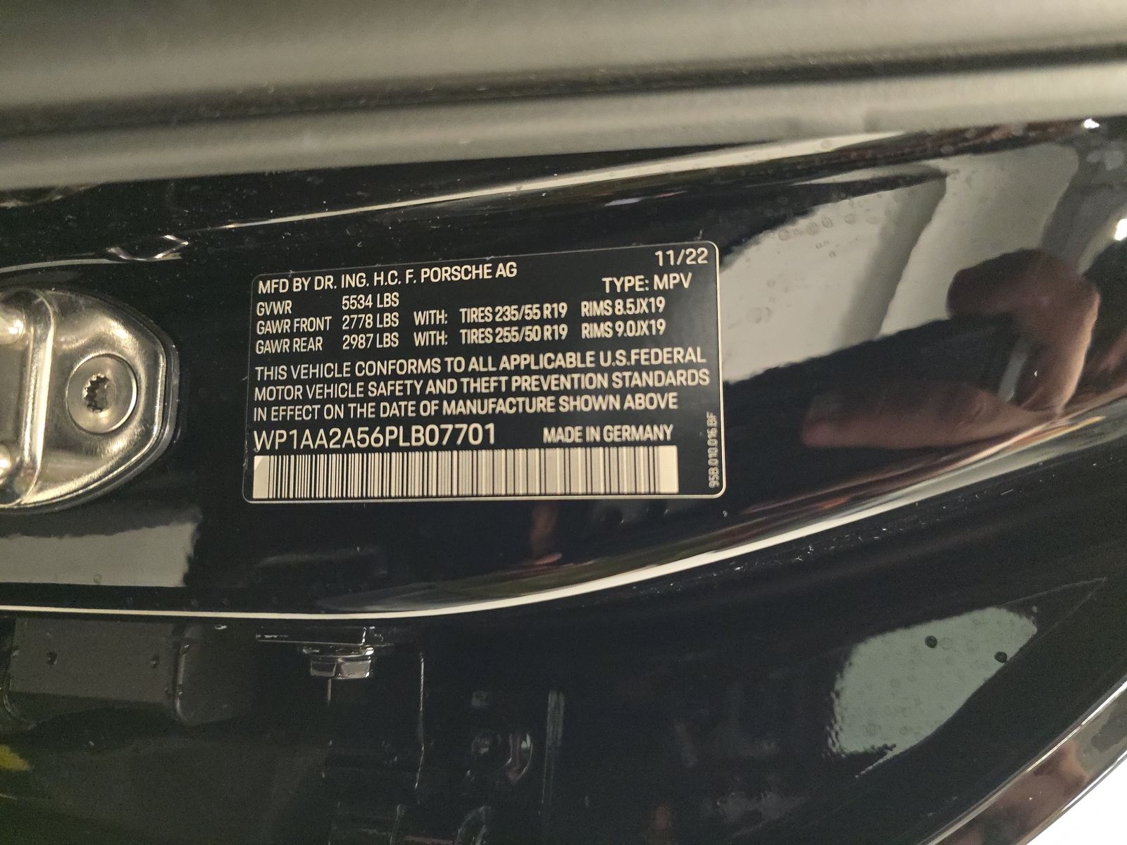 2023 Porsche Macan Base AWD