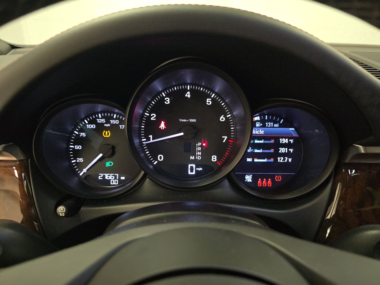 2023 Porsche Macan Base AWD