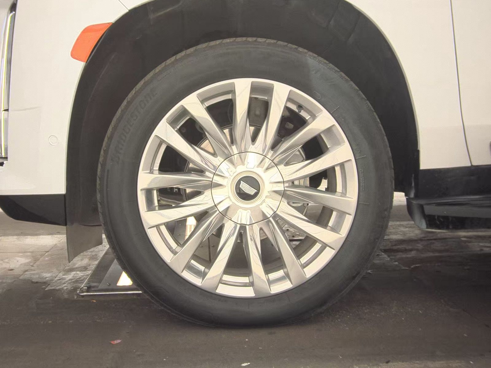 2023 Cadillac Escalade Premium Luxury AWD