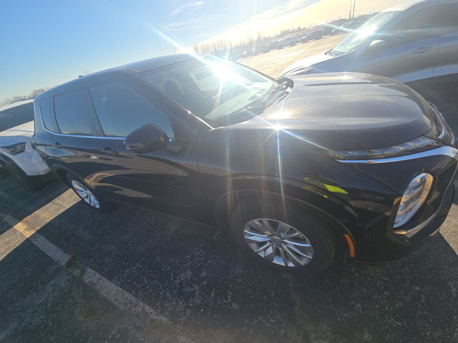 2025 Mitsubishi Outlander ES FWD