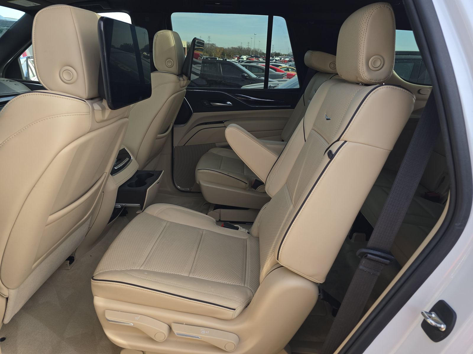 2023 Cadillac Escalade Premium Luxury AWD