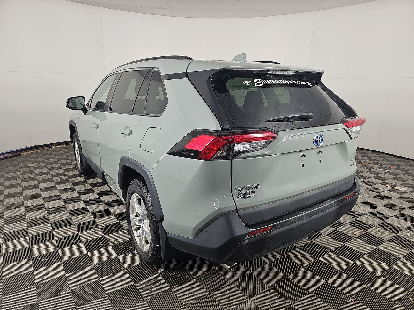 2020 Toyota RAV4 Hybrid XLE AWD 108980 miles - купити Авто з сша
