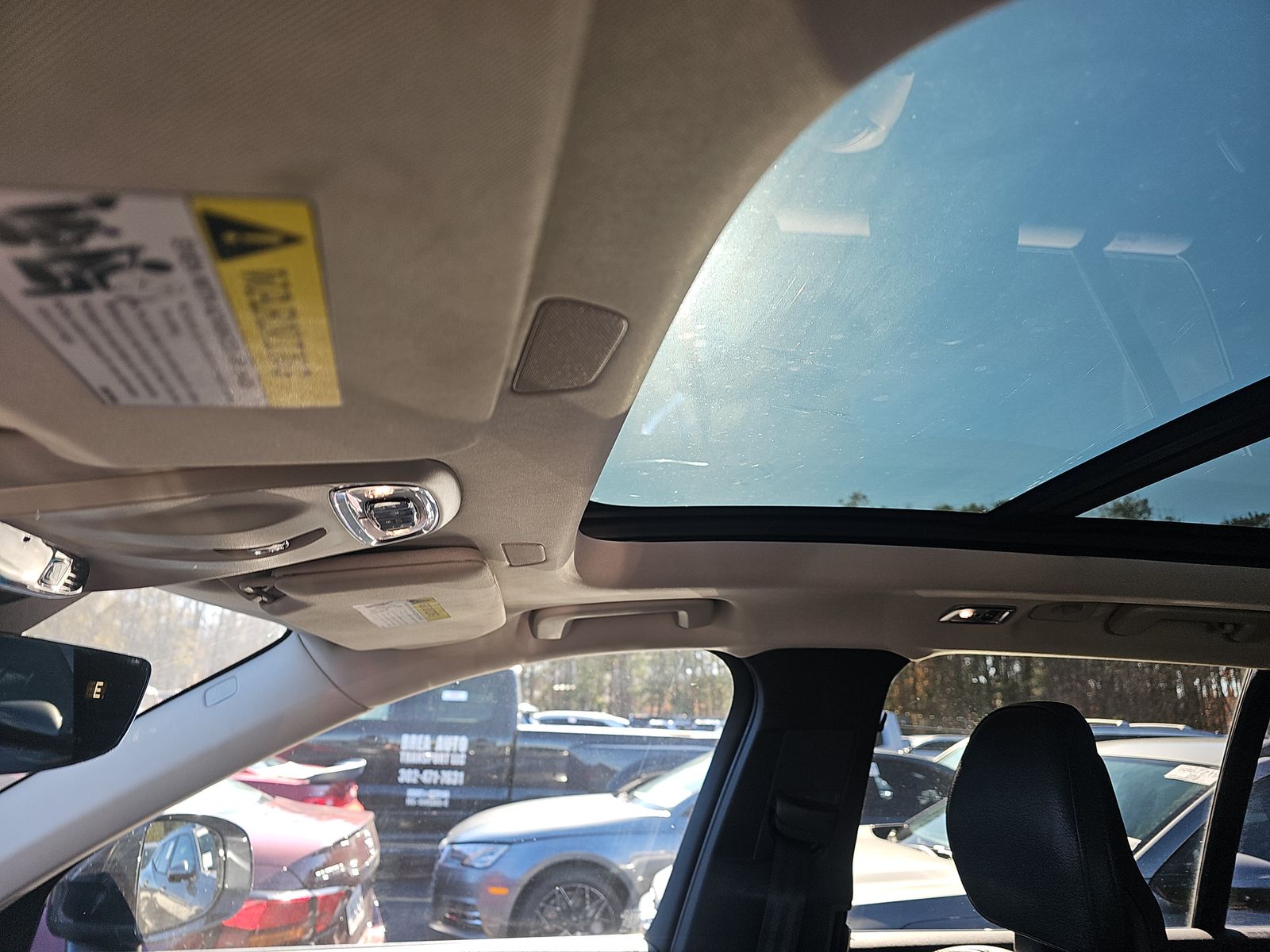 2017 Volvo XC90 T6 Momentum AWD