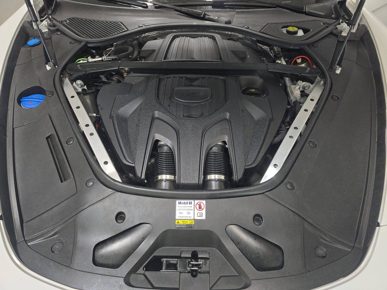 2023 Porsche Panamera Platinum Edition RWD