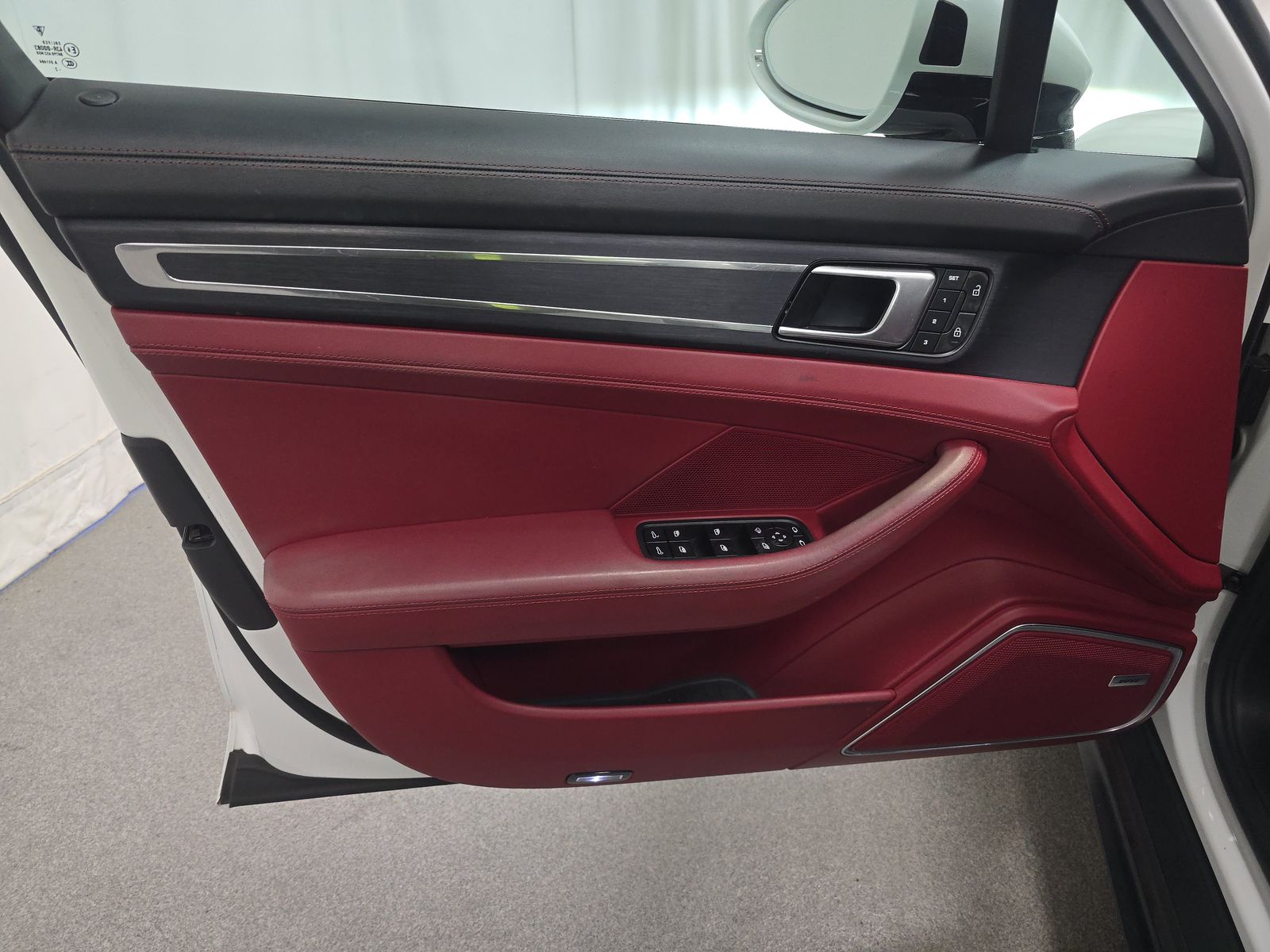 2023 Porsche Panamera Platinum Edition RWD