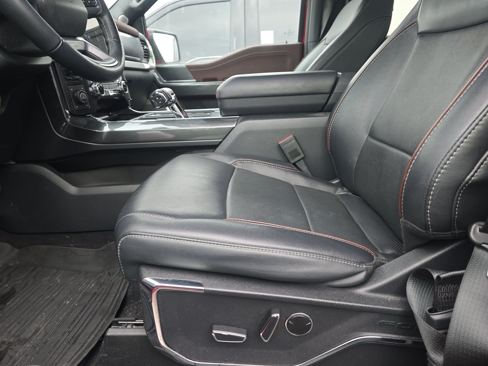 2023 Ford F-150 Hybrid Lariat AWD