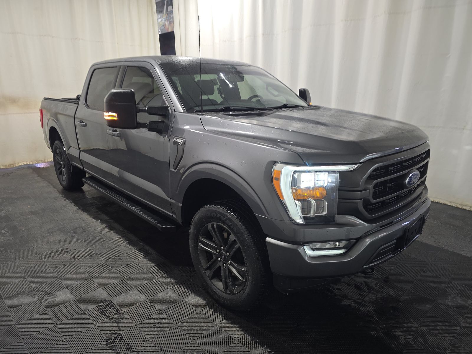 2023 Ford F-150 XLT AWD