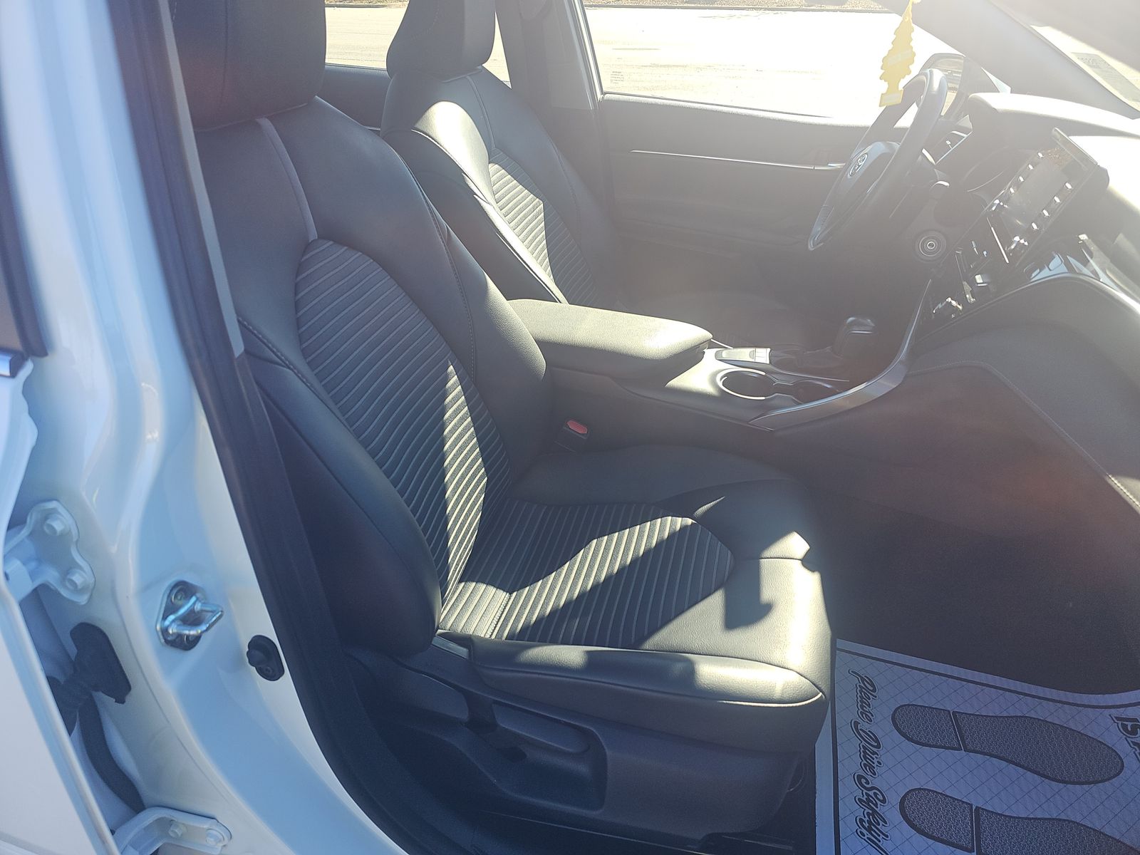 2024 Toyota Camry SE FWD