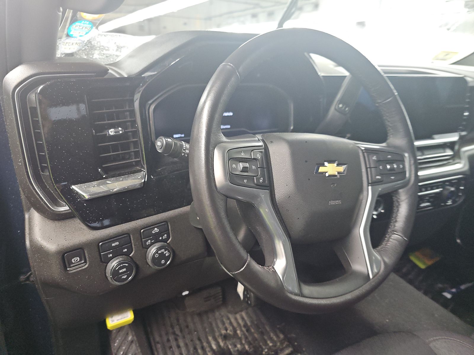 2022 Chevrolet Silverado 1500 LT AWD