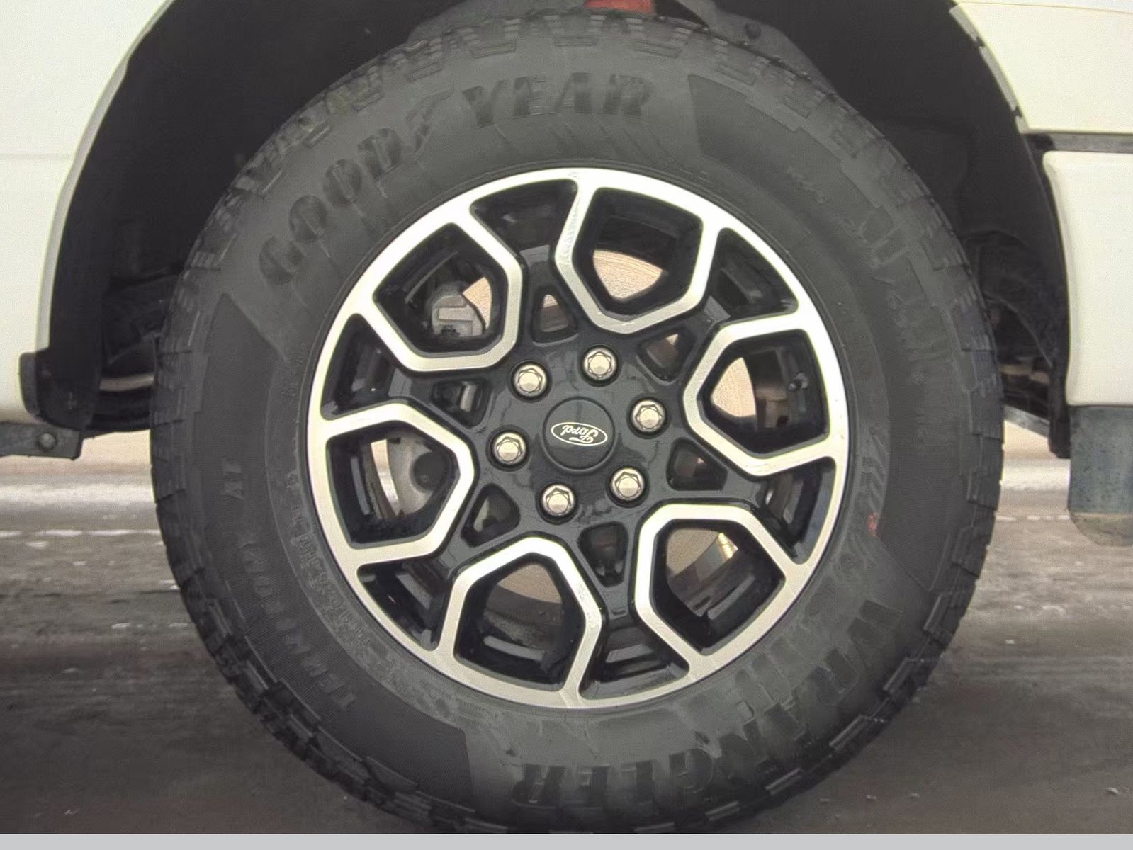 2023 Ford F-150 Hybrid XLT AWD