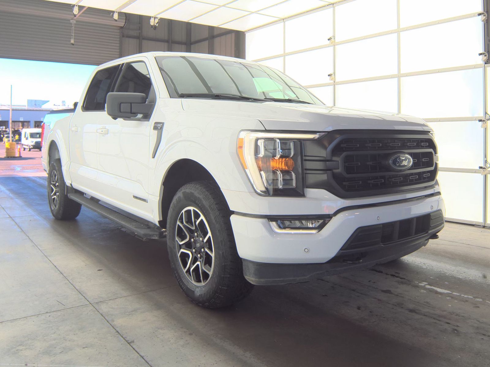 2023 Ford F-150 Hybrid XLT AWD
