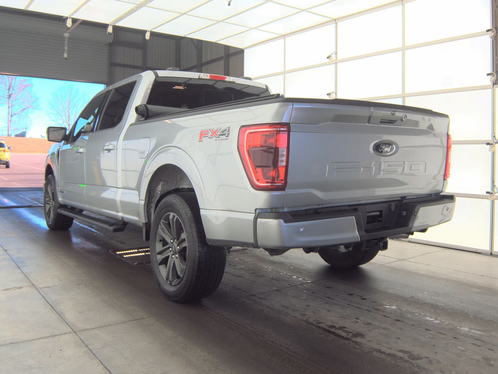 2023 Ford F-150 Hybrid XLT AWD