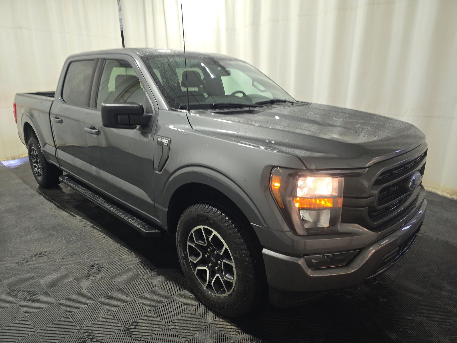 2023 Ford F-150 XLT AWD