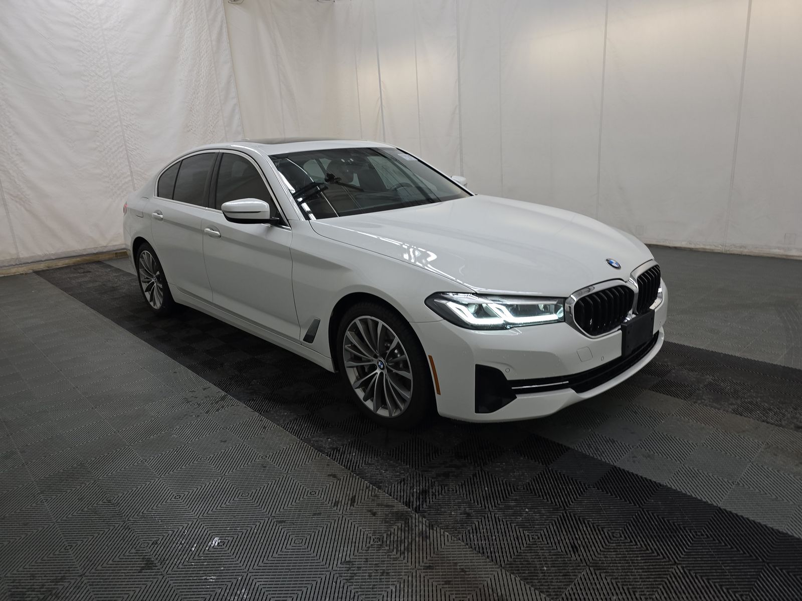 2023 BMW 5 Series 530i xDrive AWD
