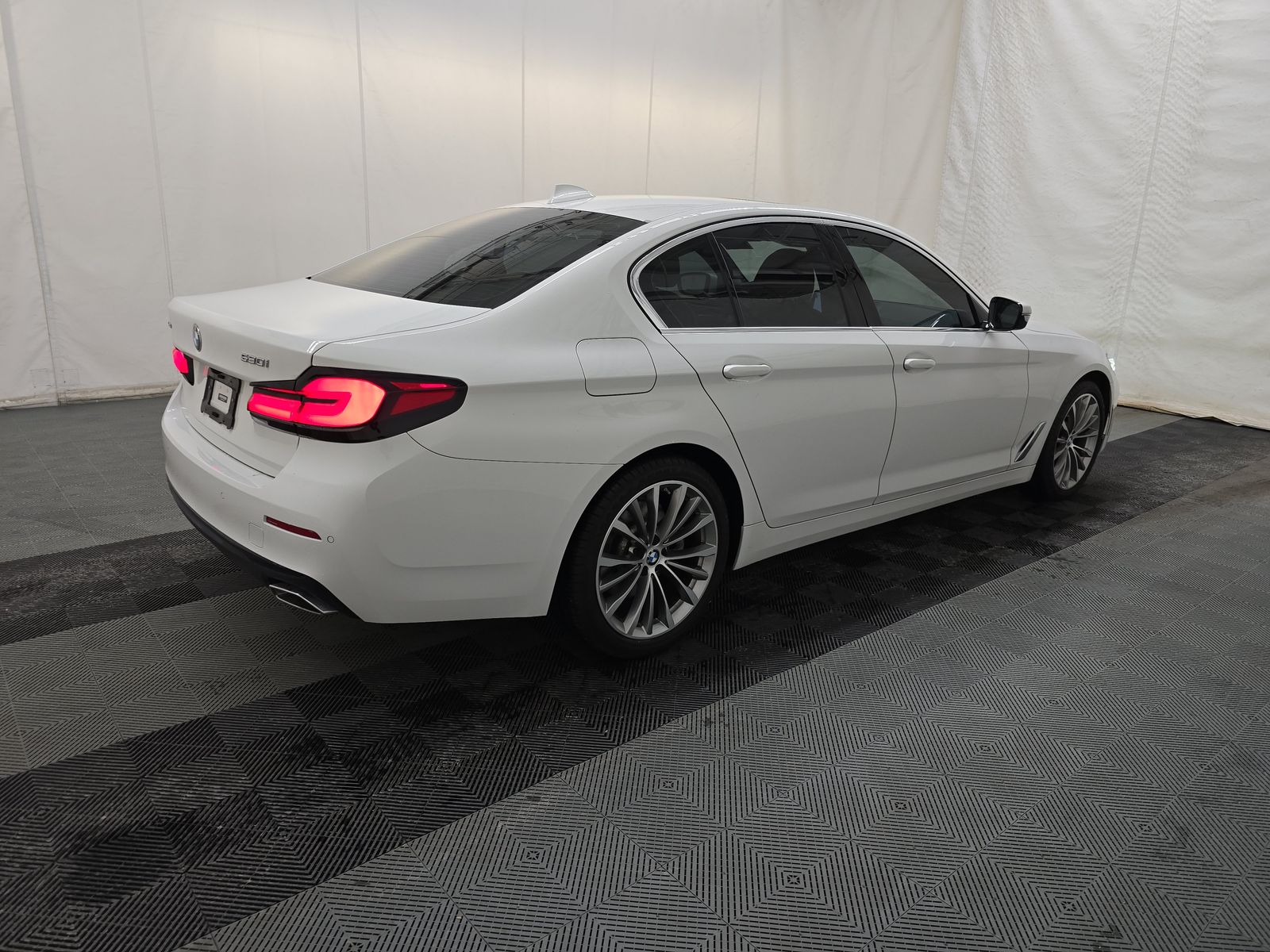 2023 BMW 5 Series 530i xDrive AWD