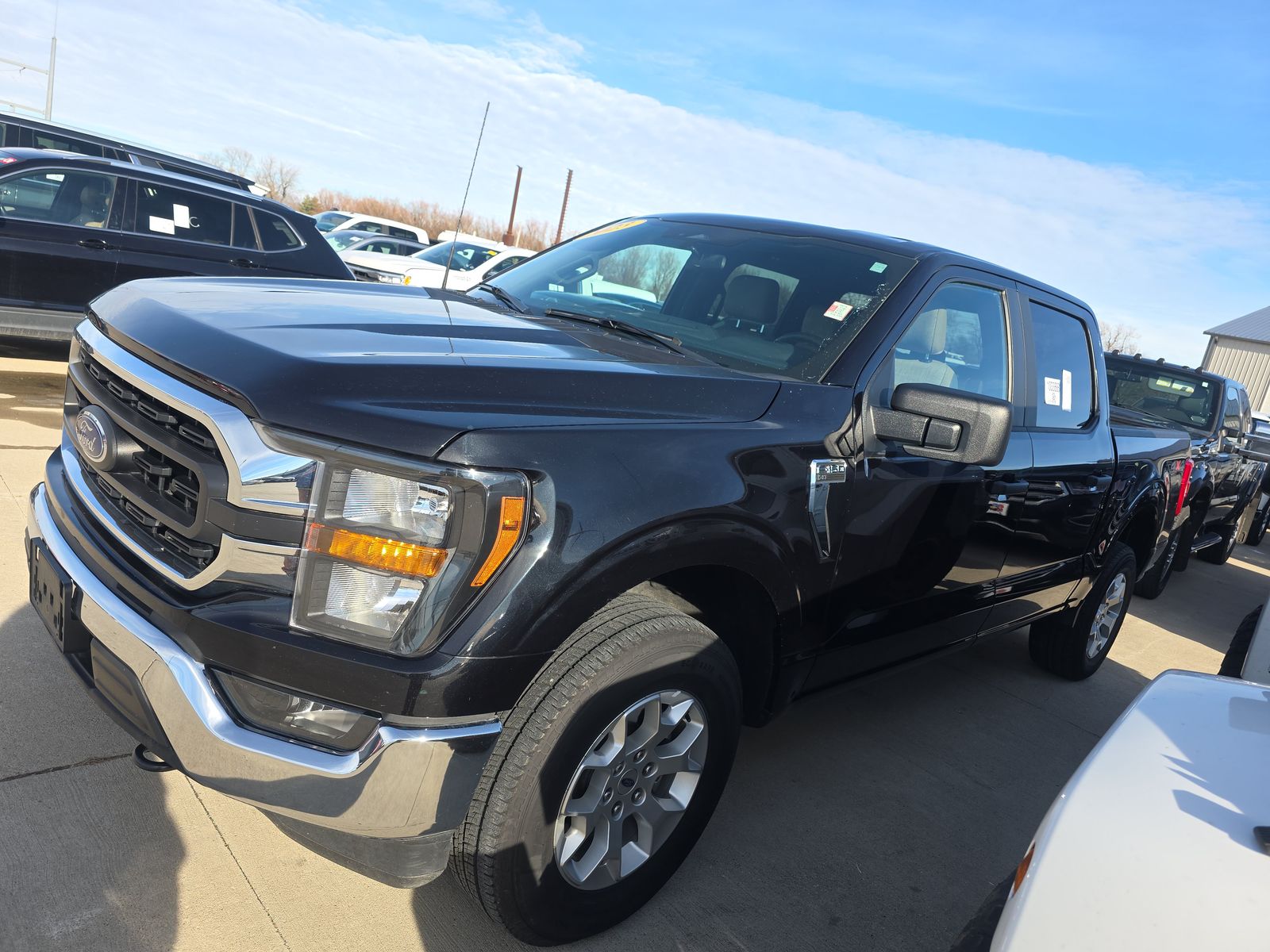2023 Ford F-150 XLT AWD