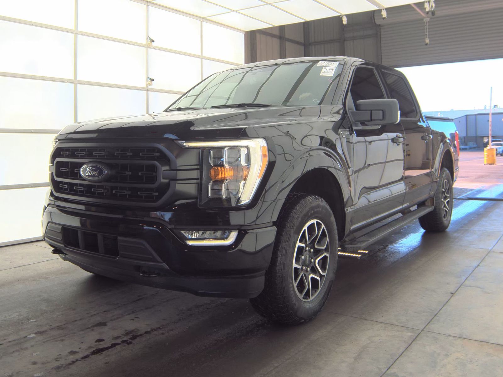 2023 Ford F-150 XLT AWD