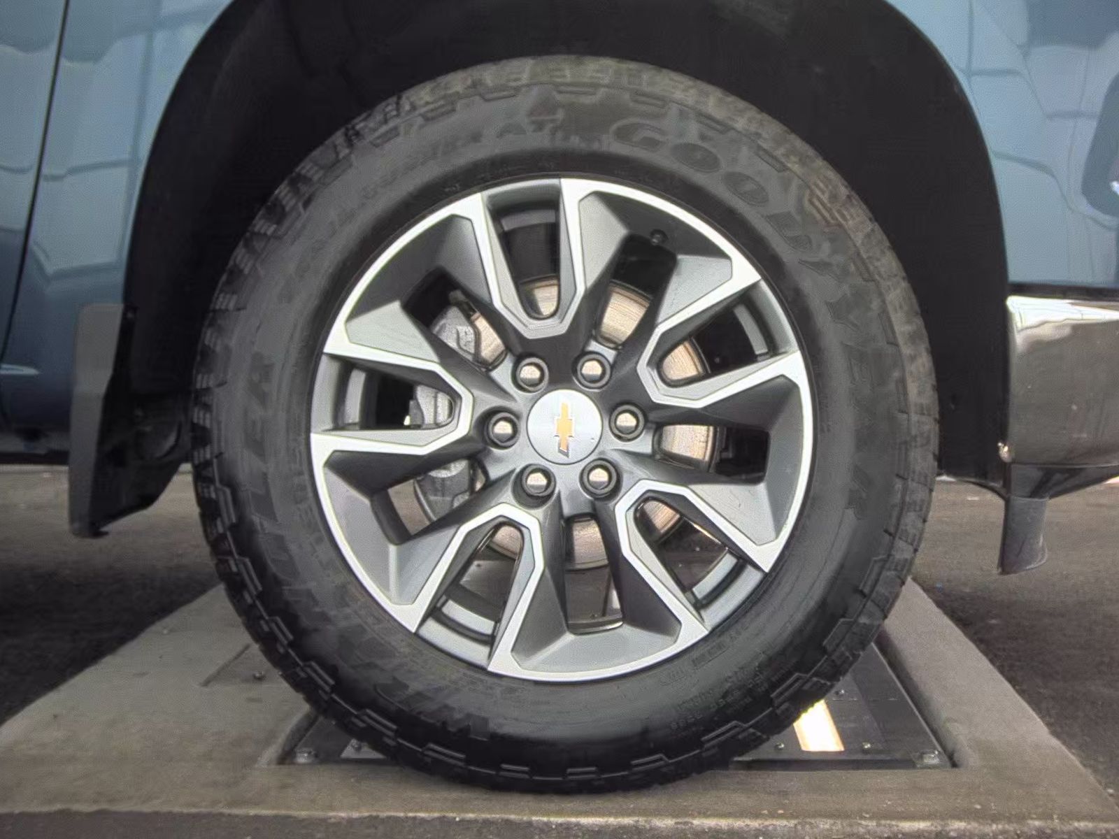 2024 Chevrolet Silverado 1500 LT AWD