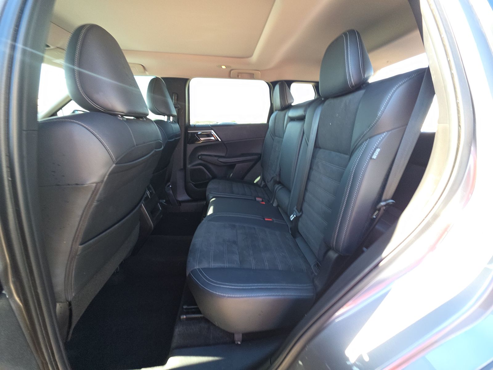 2024 Mitsubishi Outlander SE Black Edition AWD