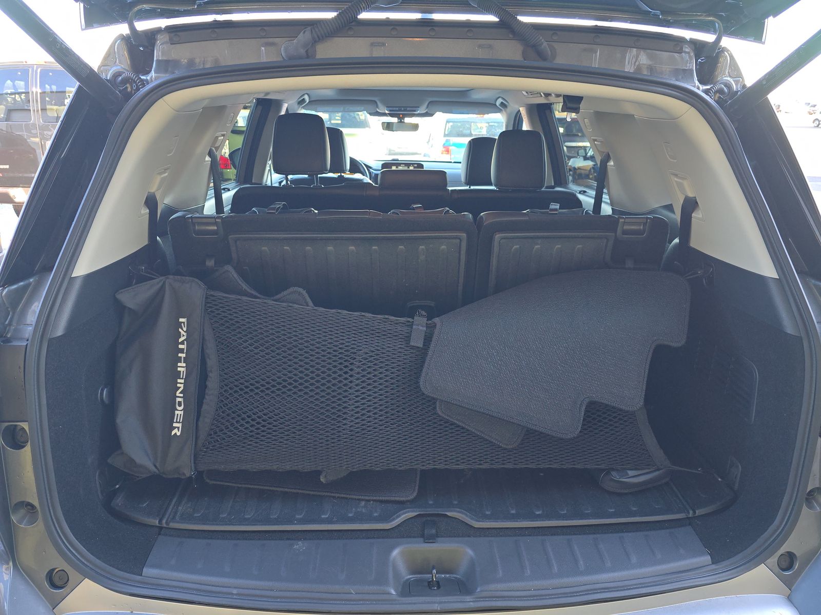 2024 Nissan Pathfinder Platinum AWD