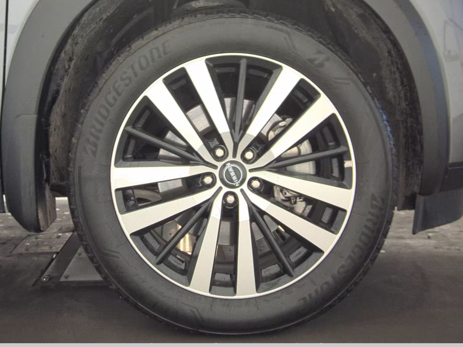 2024 Nissan Pathfinder Platinum AWD