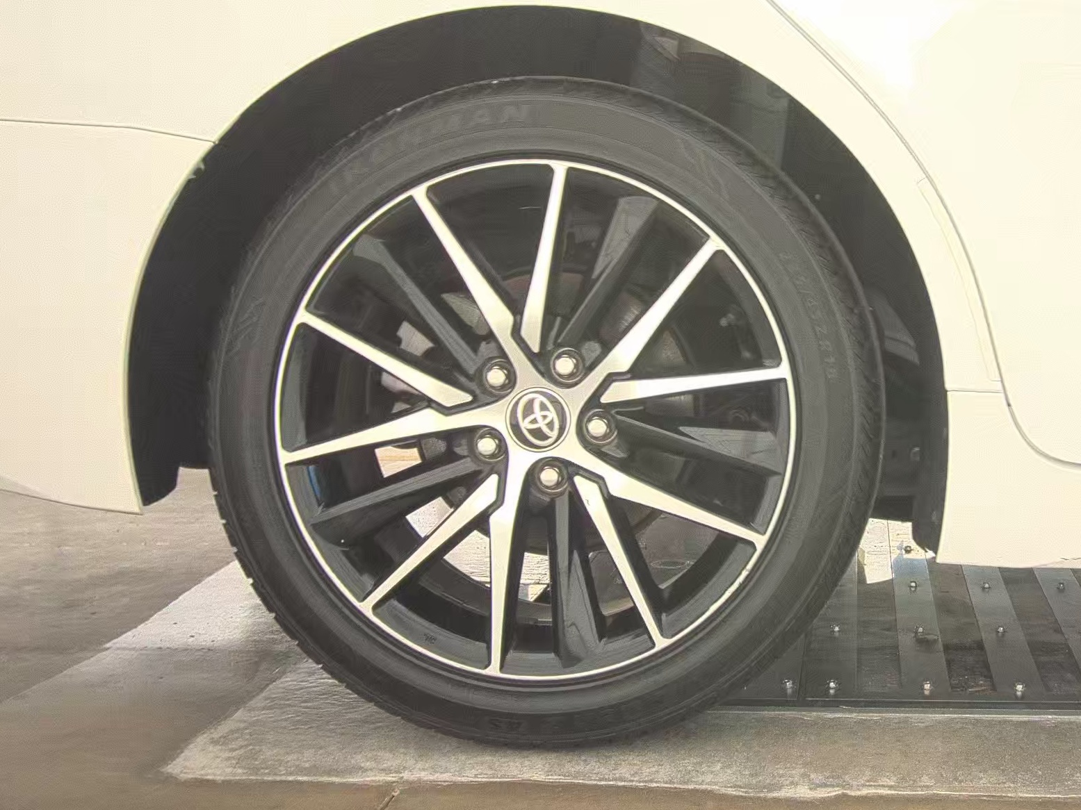 2024 Toyota Camry SE FWD