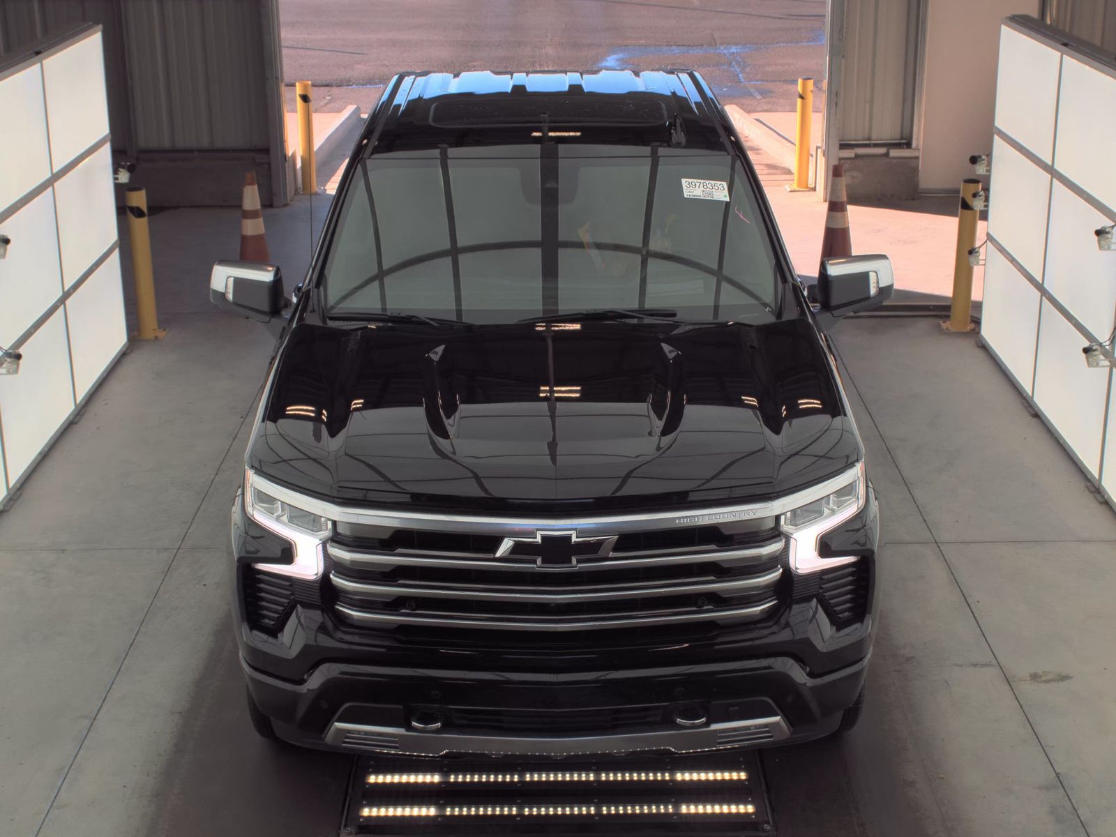 2023 Chevrolet Silverado 1500 High Country AWD