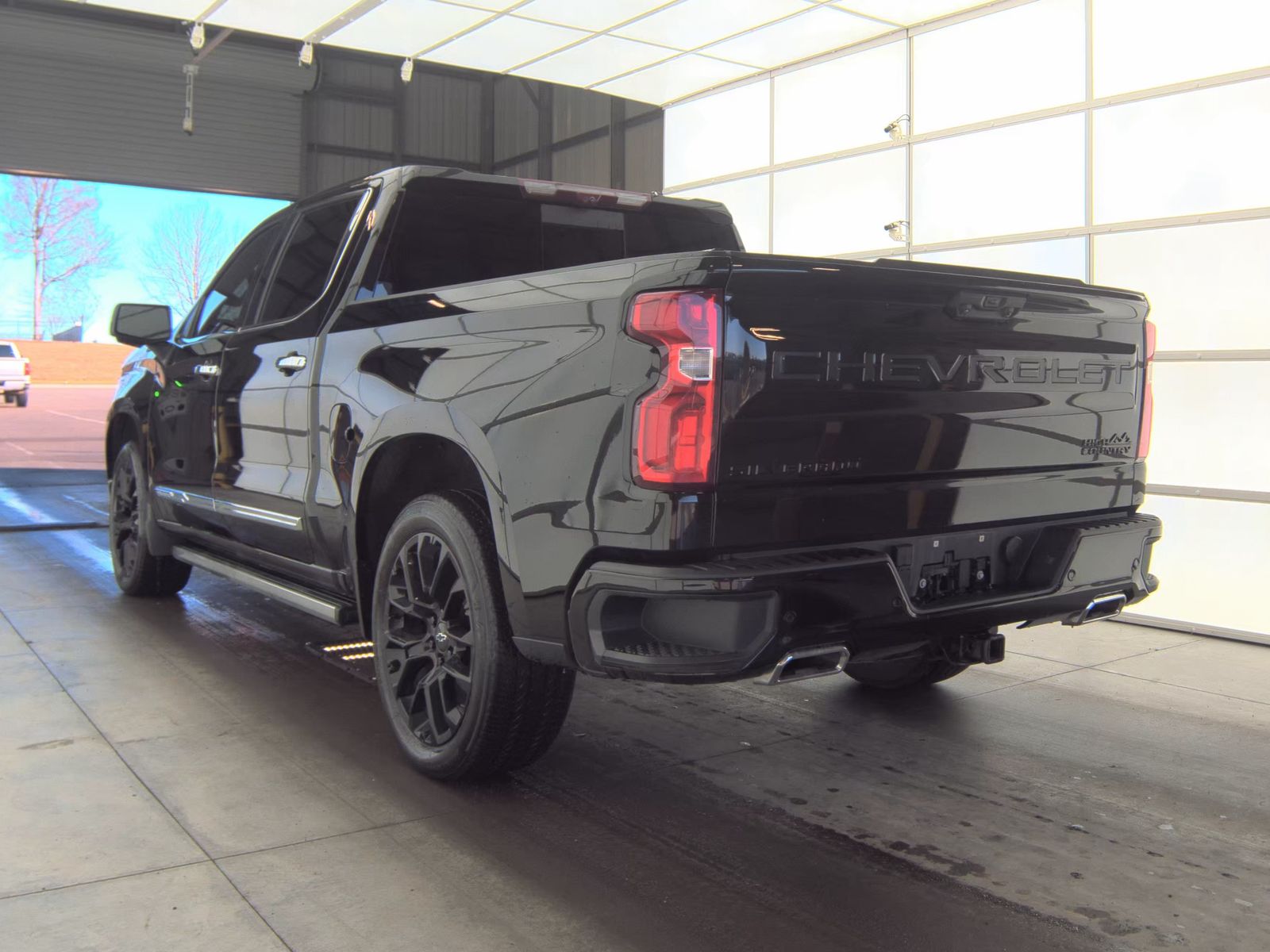 2023 Chevrolet Silverado 1500 High Country AWD