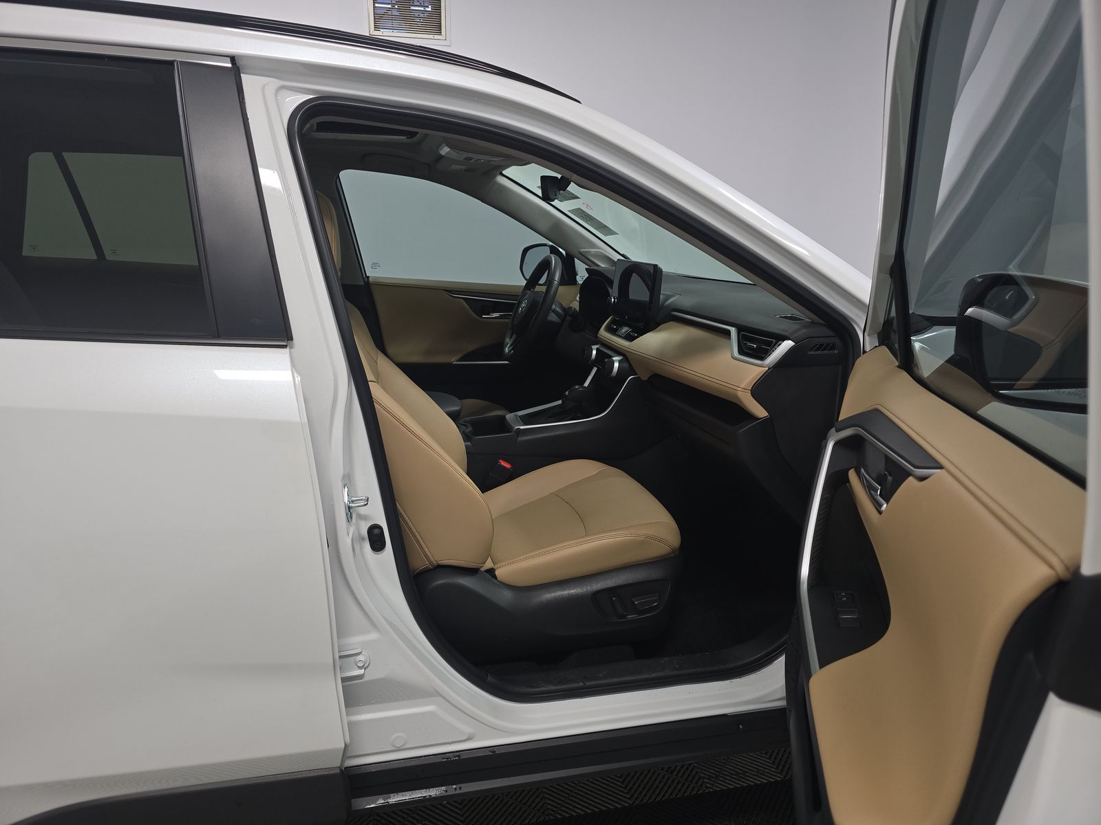 2024 Toyota RAV4 Limited FWD