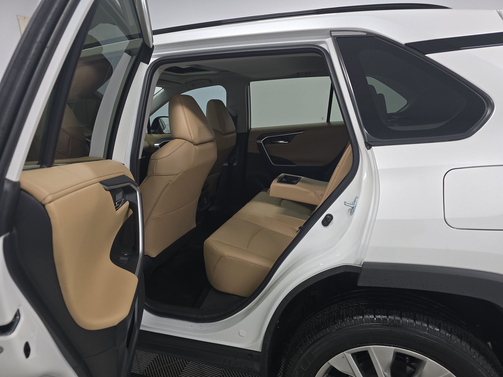 2024 Toyota RAV4 Limited FWD