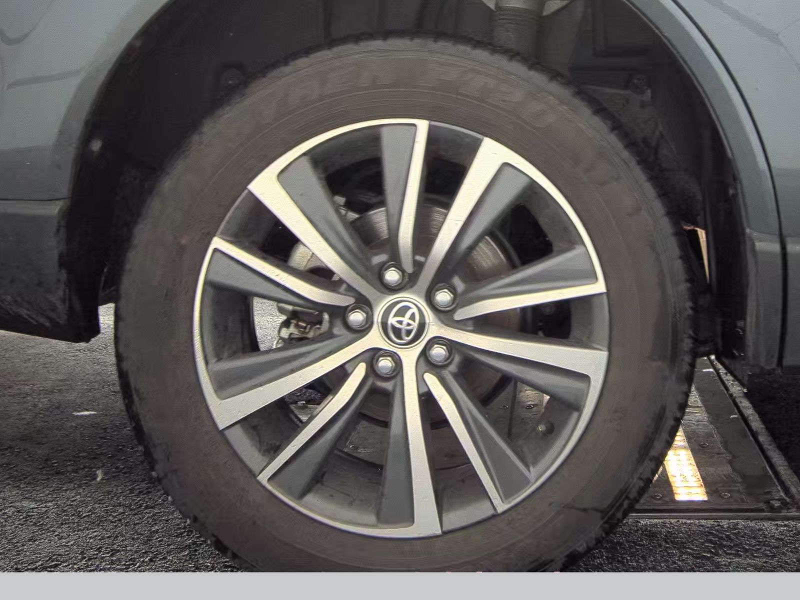 2024 Toyota Venza LE AWD