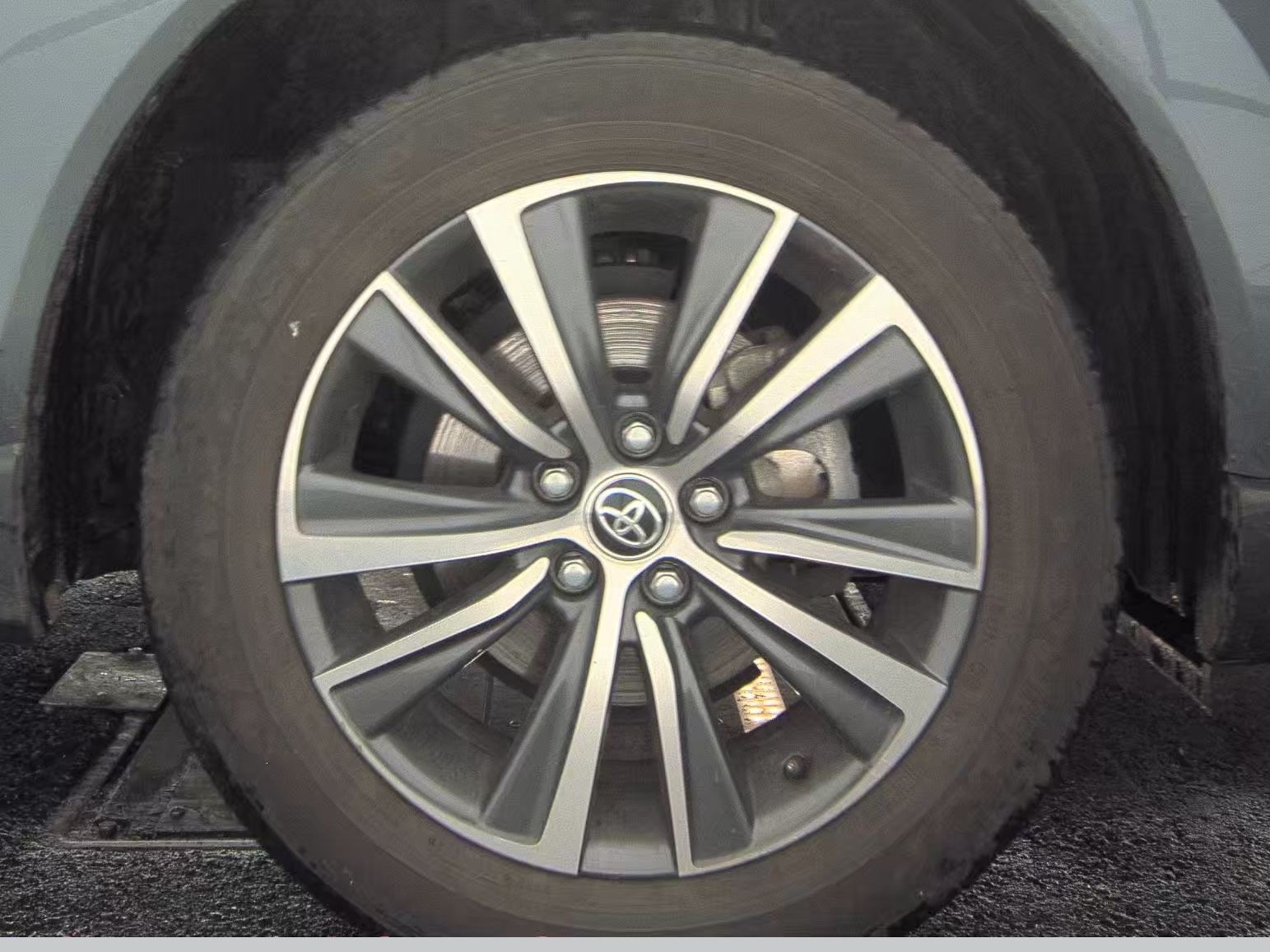 2024 Toyota Venza LE AWD