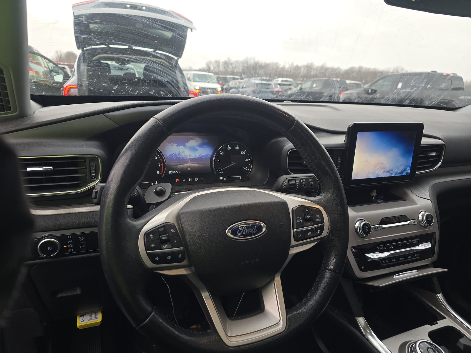 2023 Ford Explorer XLT AWD