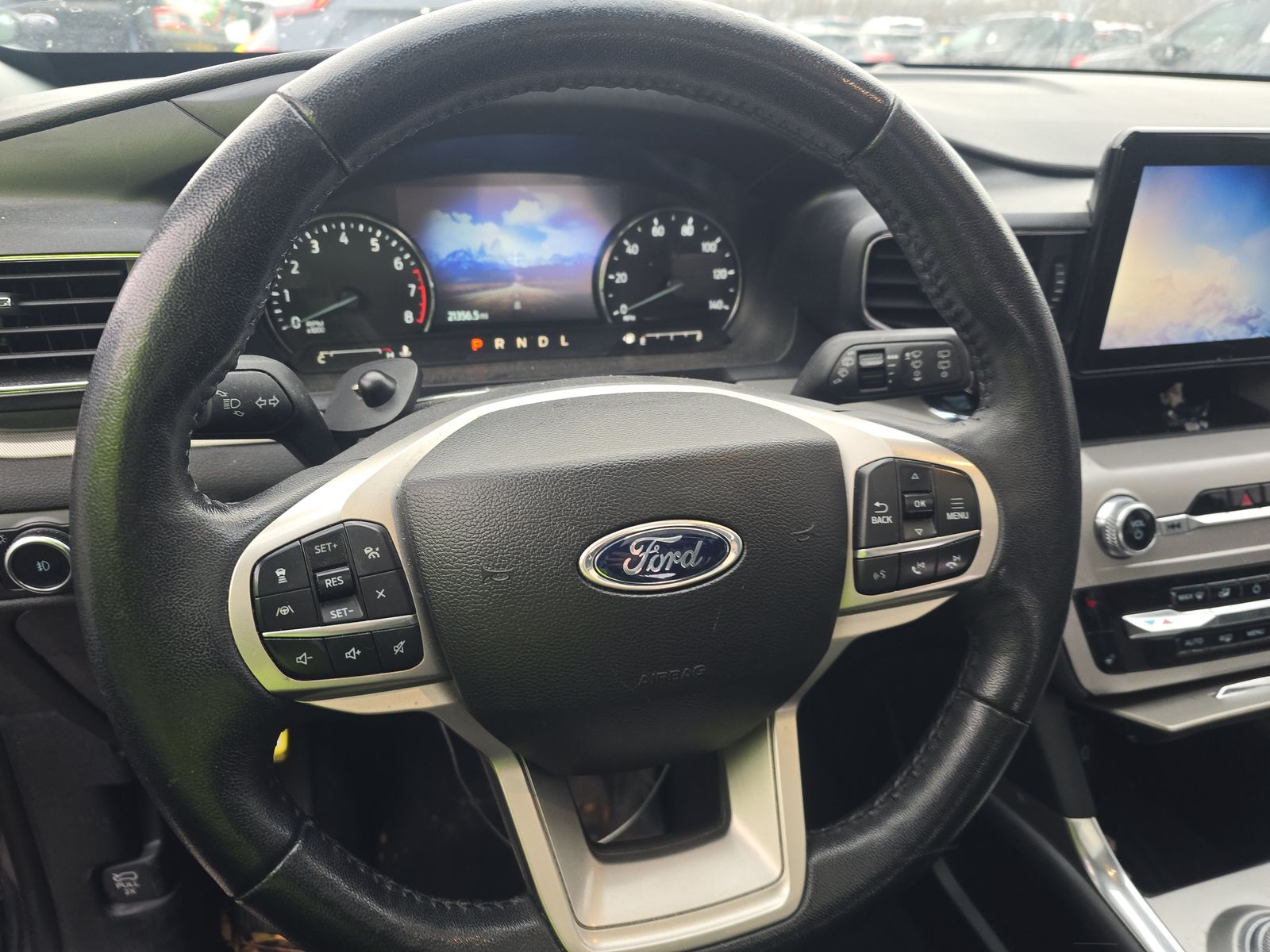 2023 Ford Explorer XLT AWD