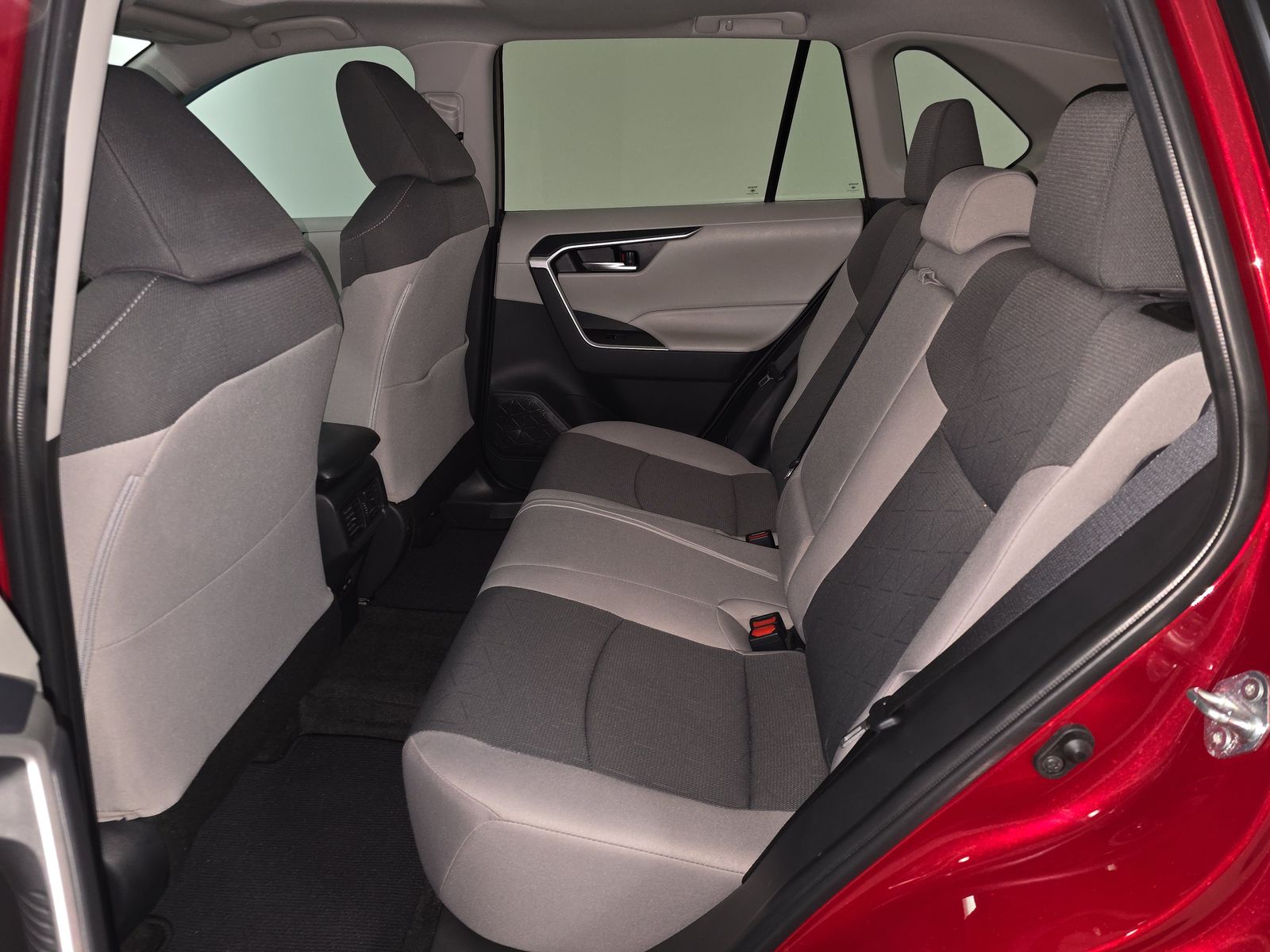 2024 Toyota RAV4 XLE FWD