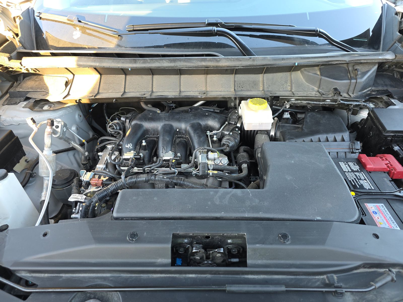 2025 Nissan Pathfinder SL FWD