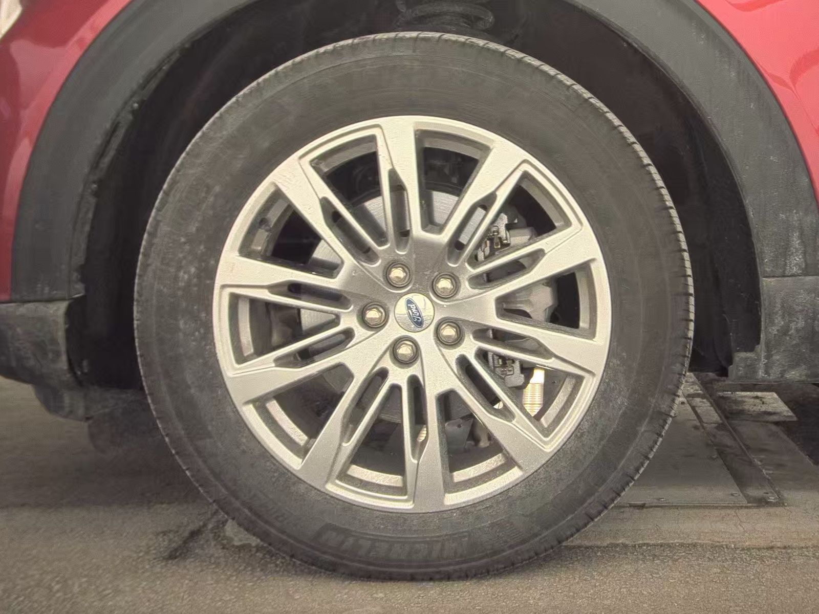 2025 Ford Explorer Platinum AWD